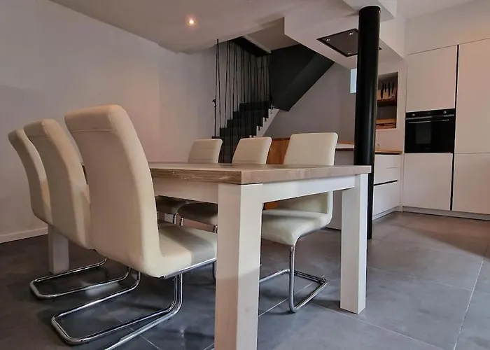 Maison Dans Un Des Plus Beaux Villages De Wallonie Gesves